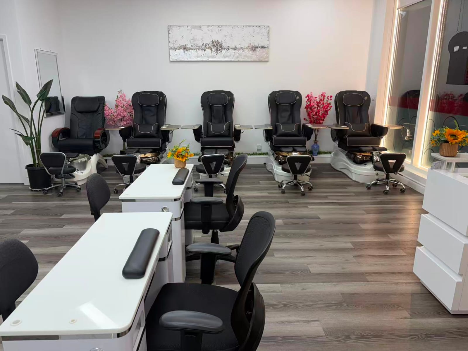 Visit Sugarluxe Nail & Beauty in Toronto